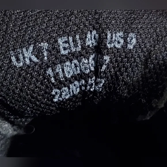 Asos Men's Black Patent Faux Leather Platform Running Shoes - Picture 6 of 6